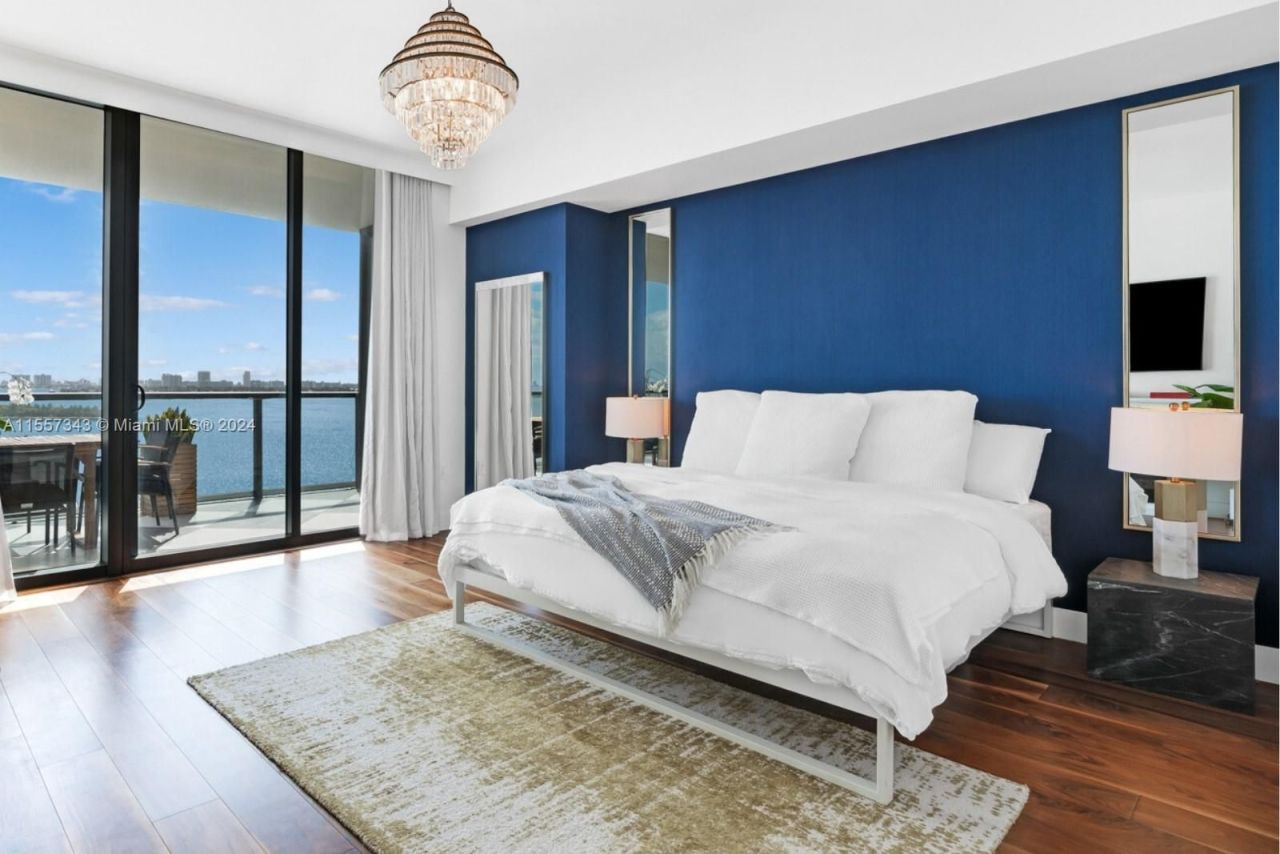 Flat in Miami, USA, 260 m² - picture 12