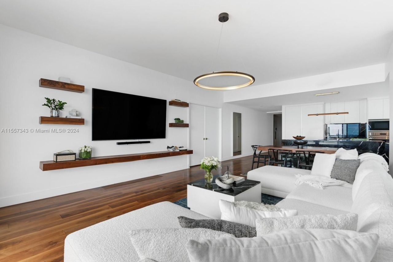 Flat in Miami, USA, 260 m² - picture 13