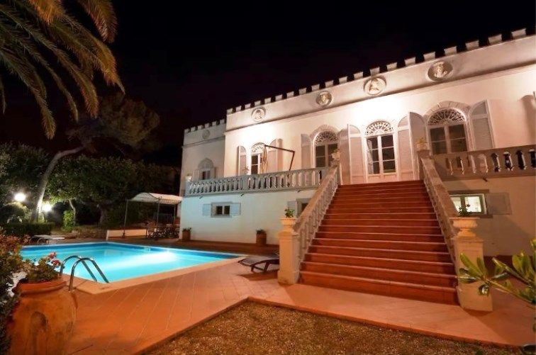 Villa a Castiglioncello, Italia, 500 m² - foto 2