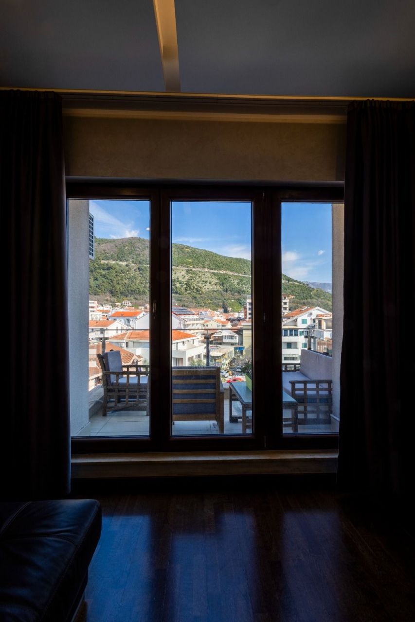 Flat in Budva, Montenegro, 50 m² - picture 12