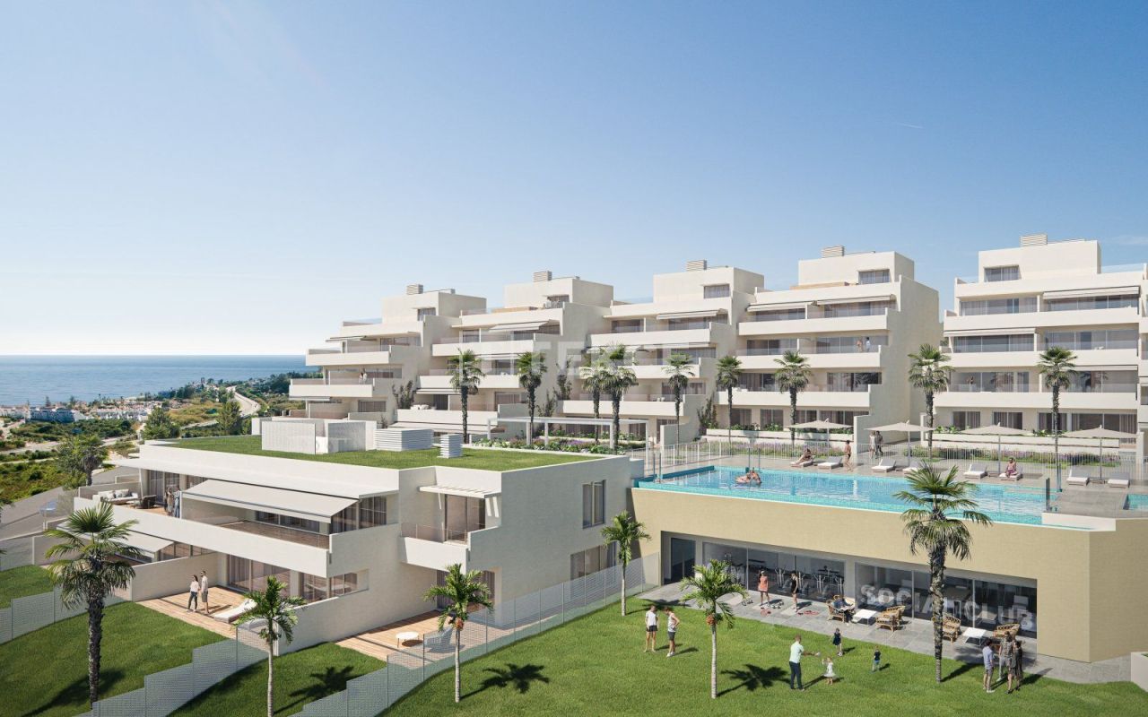 Appartement à Estepona, Espagne, 82 m² - image 1