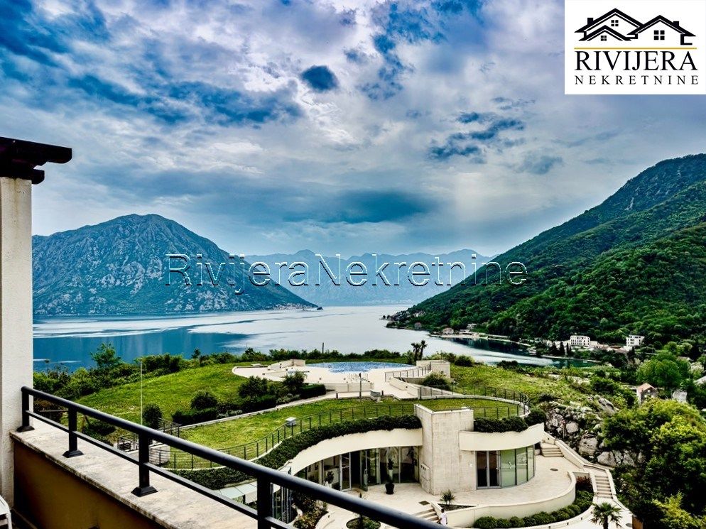 Penthouse à Kotor, Monténégro, 91 m² - image 1