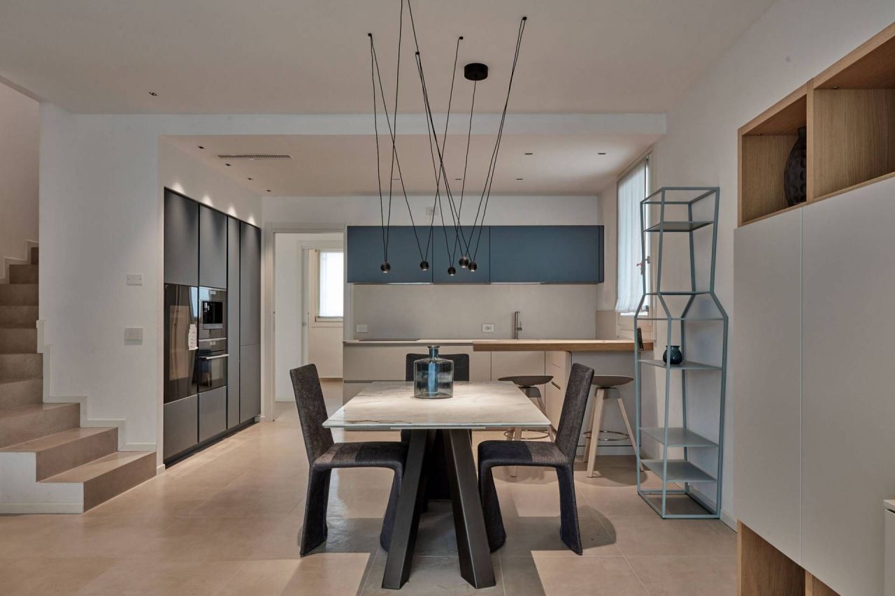 Villa a Sirmione, Italia, 215 m² - foto 5