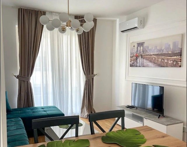 Piso en Becici, Montenegro, 43 m² - imagen 1