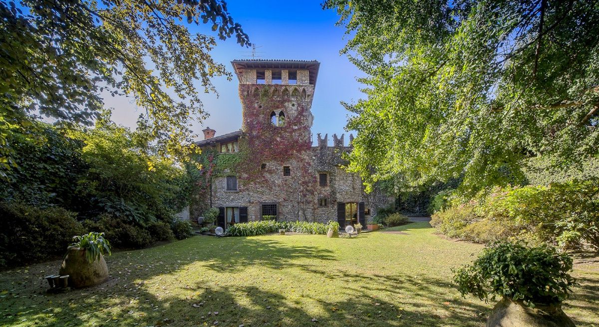 Finca en Bérgamo, Italia, 750 m² - imagen 1