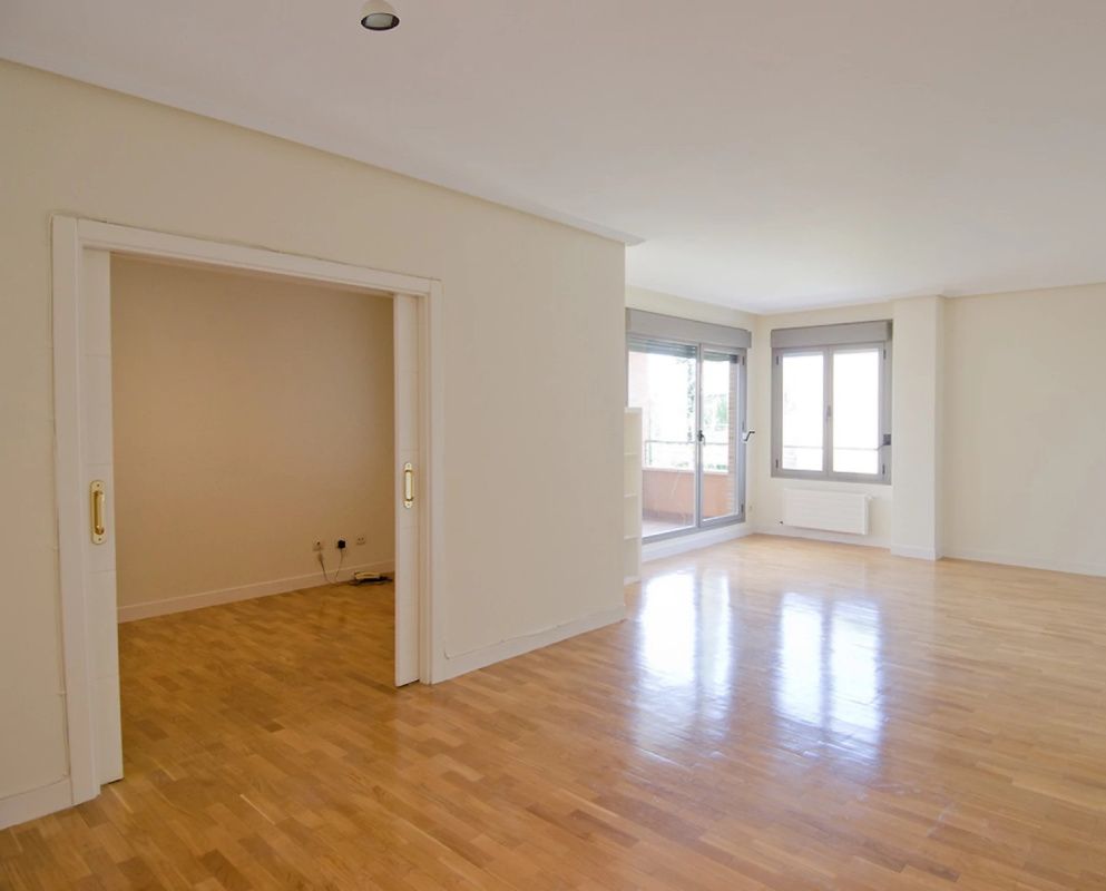 Piso en Madrid, España, 160 m² - imagen 1