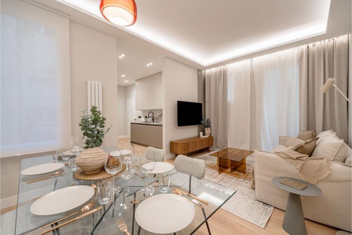 Appartement à Madrid, Espagne, 89 m² - image 1