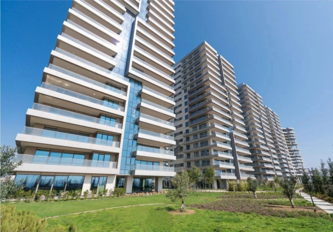 Flat in Istanbul, Turkey, 719 m² - picture 1