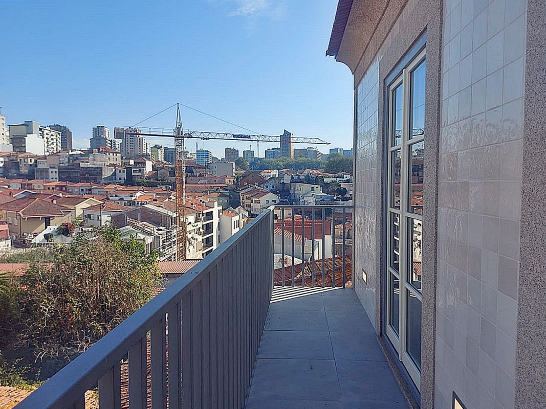 Wohnung in Vila Nova de Gaia, Portugal, 50 m² - Foto 1