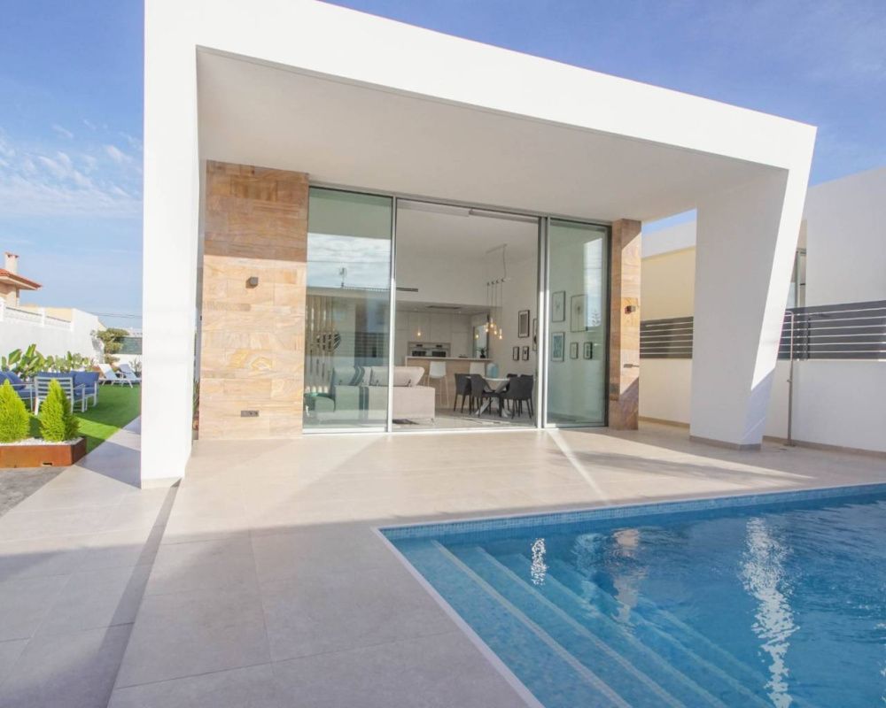 Casa en la Costa Blanca, España, 135 m² - imagen 1