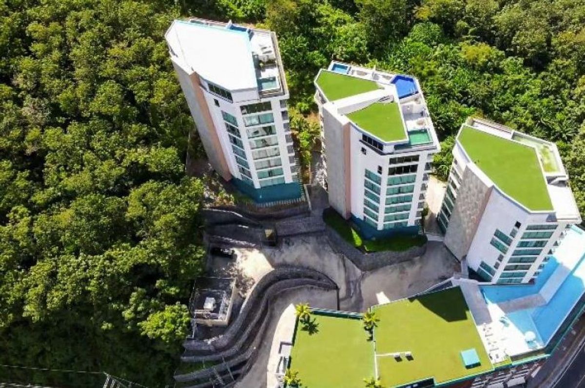 Piso en Phuket, Tailandia, 166 m² - imagen 1