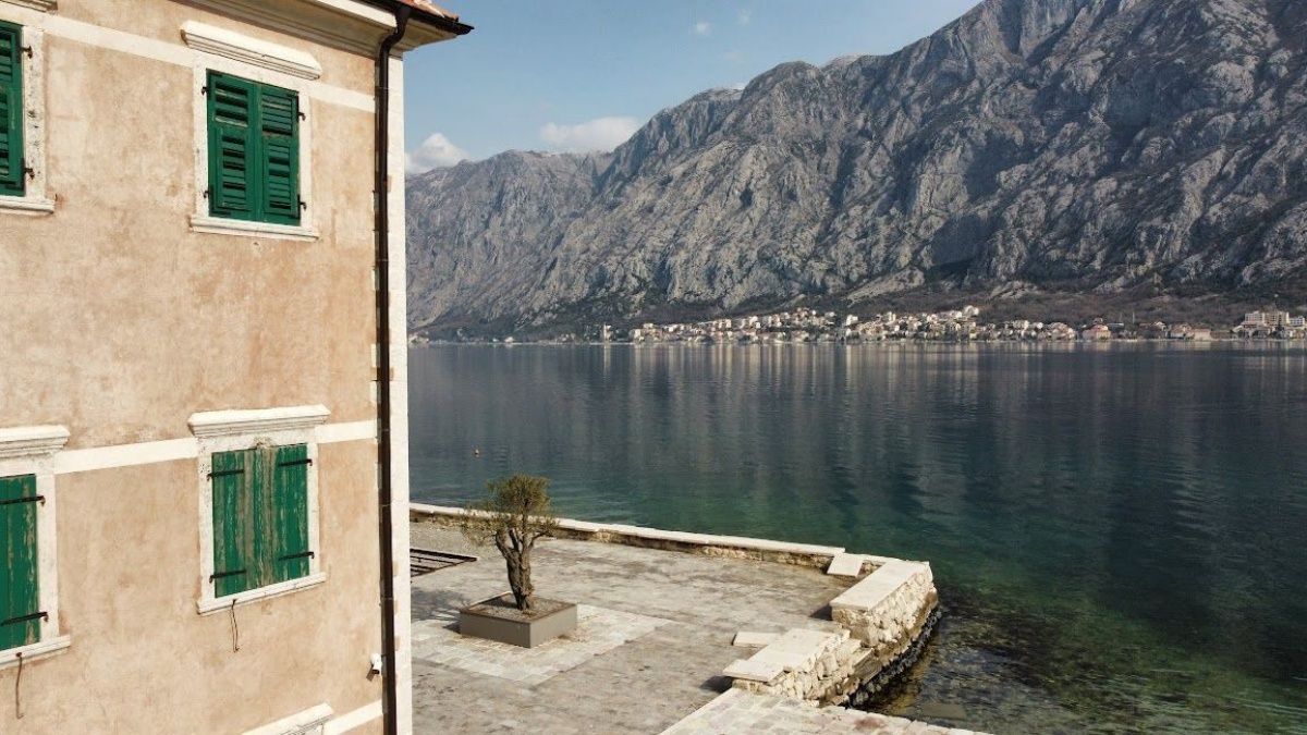 Maison à Kotor, Monténégro, 550 m² - image 1