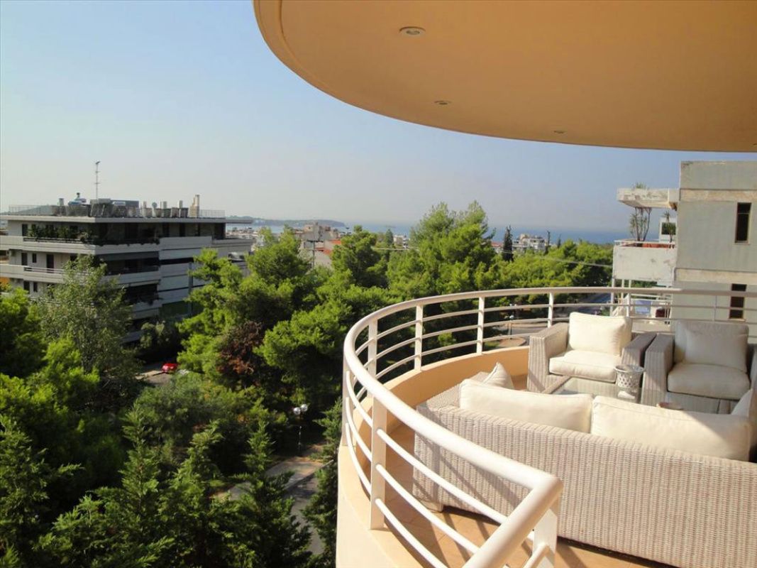 Flat in Athens, Greece, 230 m² - picture 1