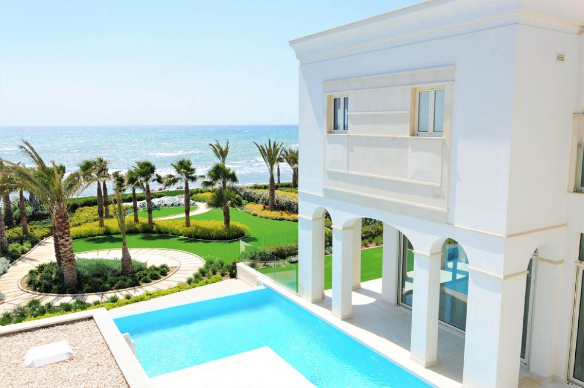 Maison à Larnaca, Chypre, 675 m² - image 1