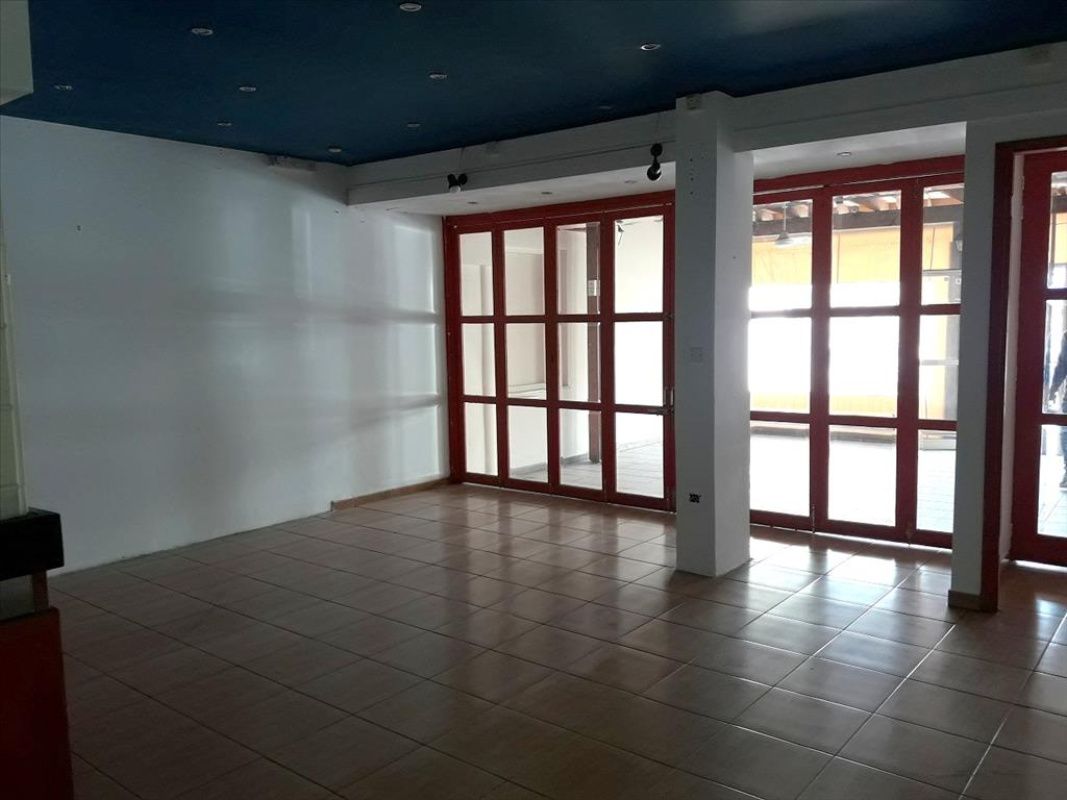 Propiedad comercial en Pafos, Chipre, 93 m² - imagen 1