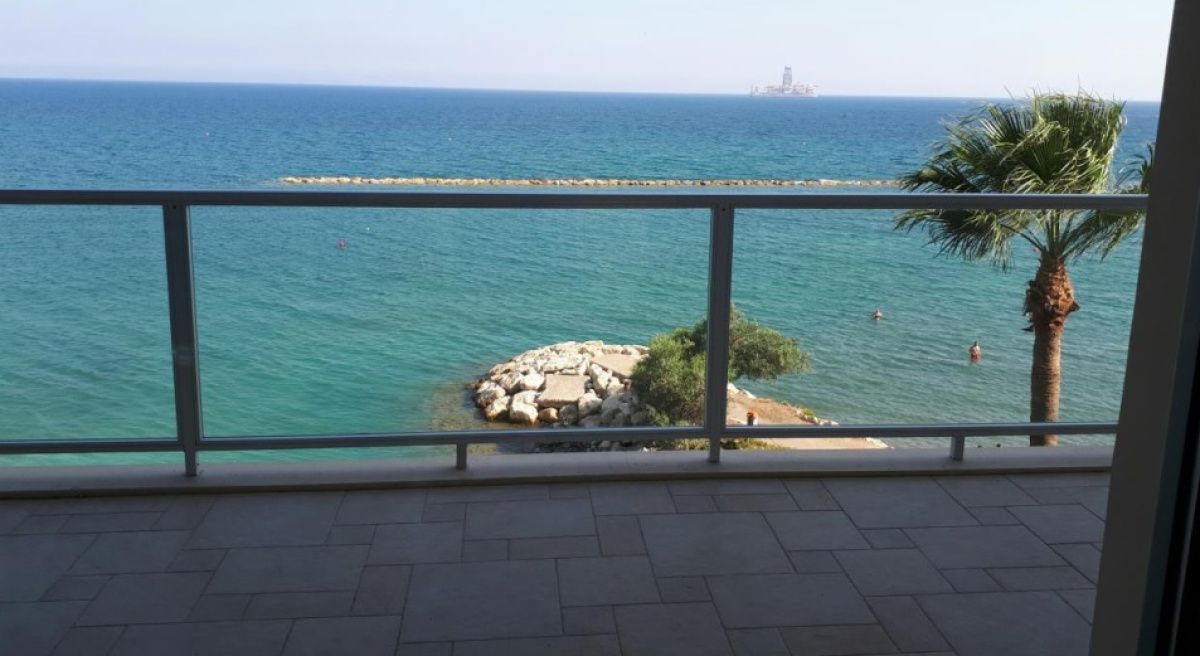 Flat in Limassol, Cyprus, 90 m² - picture 1