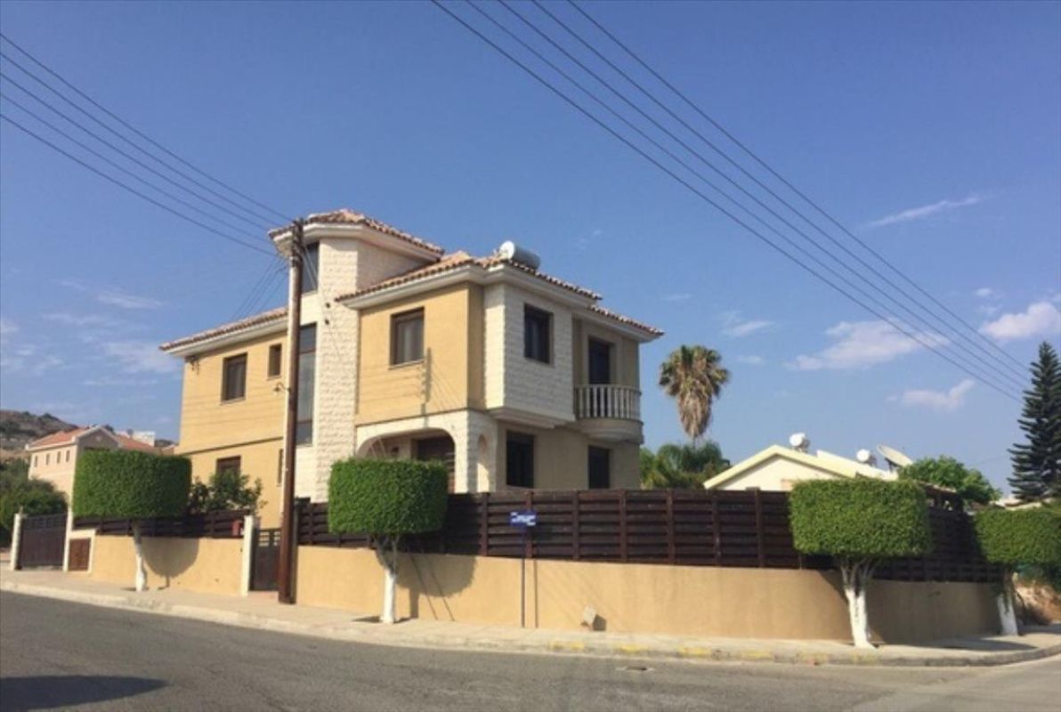 Haus in Limassol, Zypern, 295 m² - Foto 1