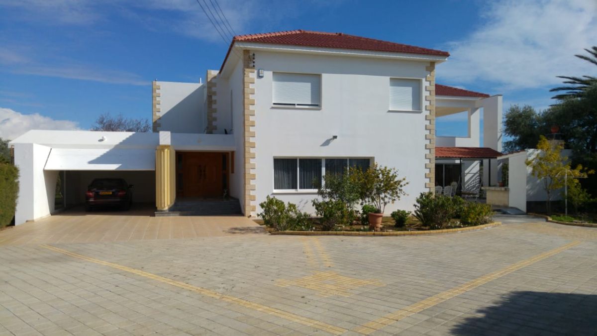 Haus in Limassol, Zypern, 470 m² - Foto 1