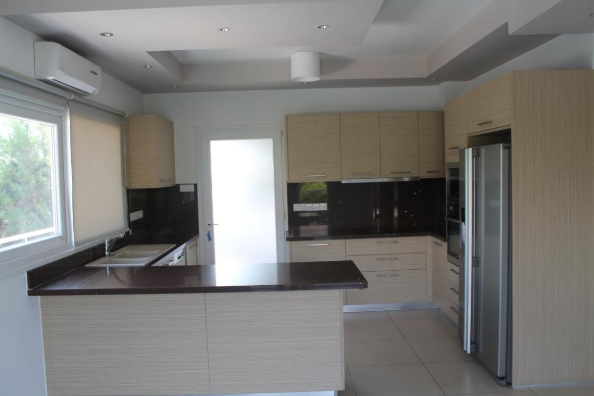 Haus in Limassol, Zypern, 350 m² - Foto 1