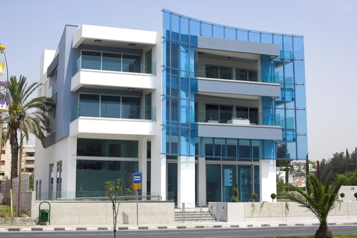 Commercial property in Limassol, Cyprus, 183 m² - picture 1