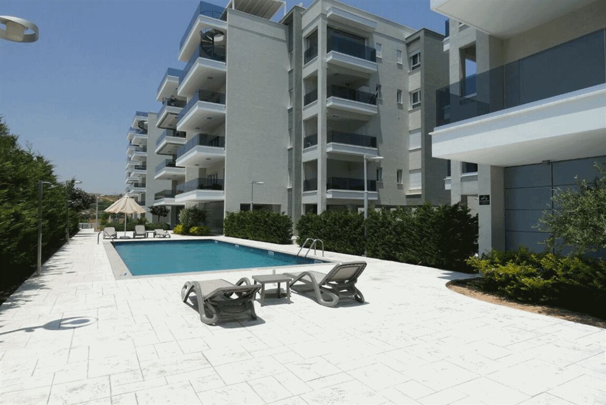 Flat in Limassol, Cyprus, 203 m² - picture 1