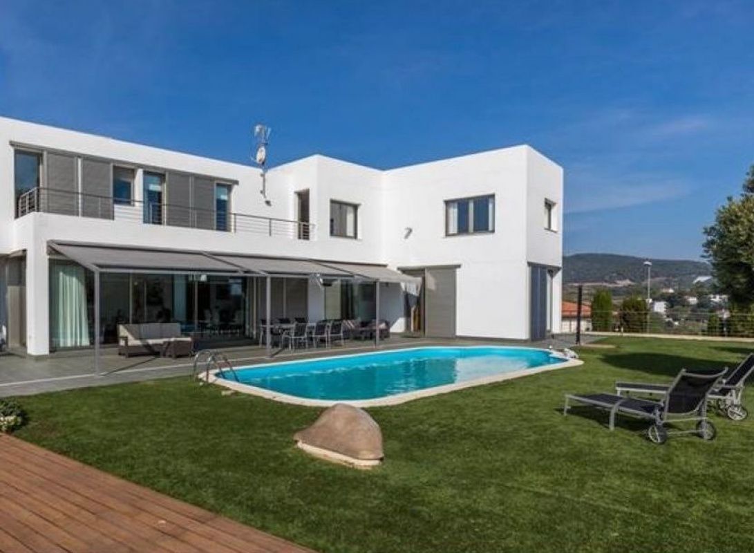 Maison à Tarragone, Espagne, 424 m² - image 1