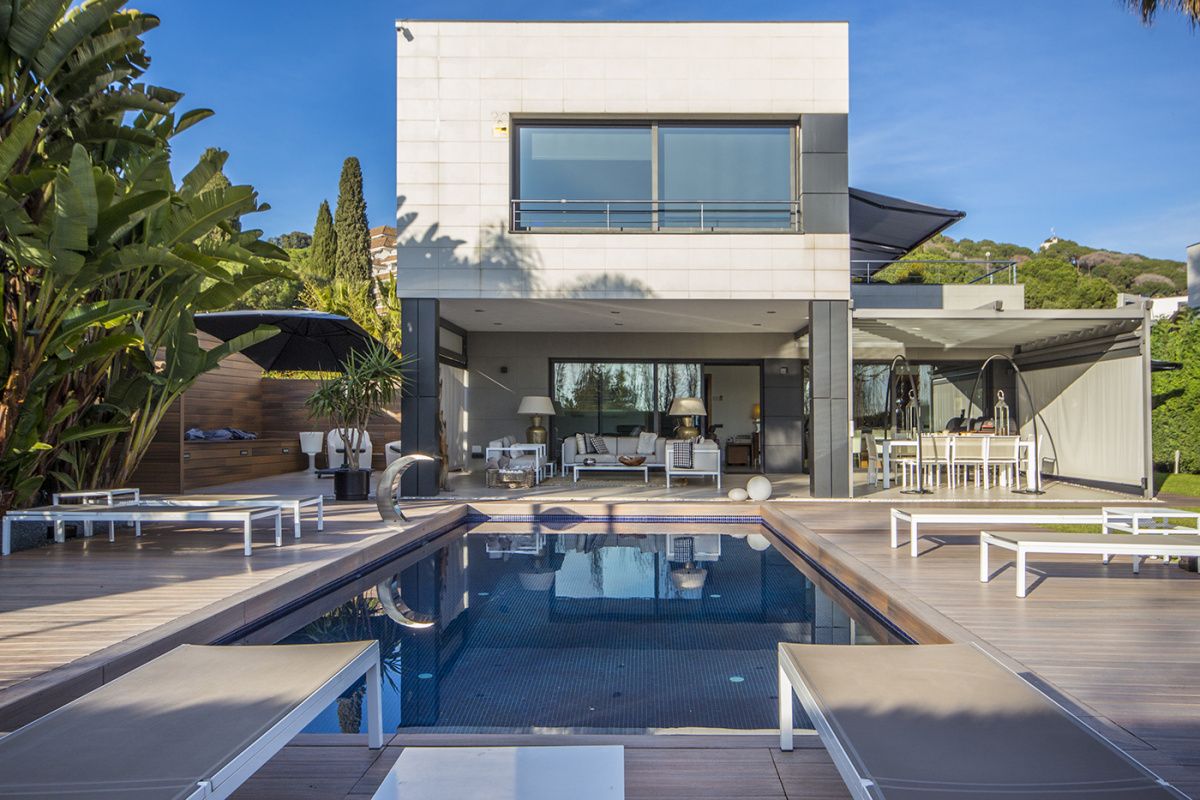 Maison à Tarragone, Espagne, 465 m² - image 1