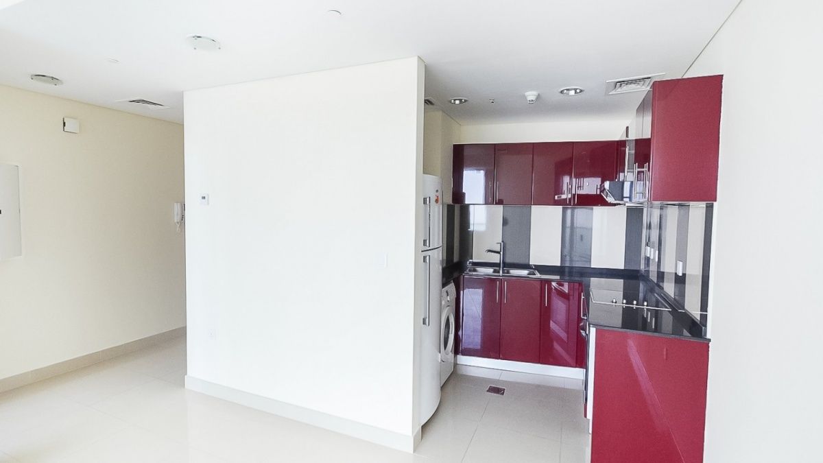 Flat in Dubai, UAE, 85 m² - picture 1