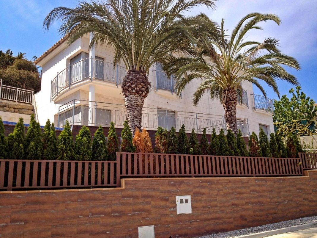 Haus in Costa Brava, Spanien, 369 m² - Foto 1