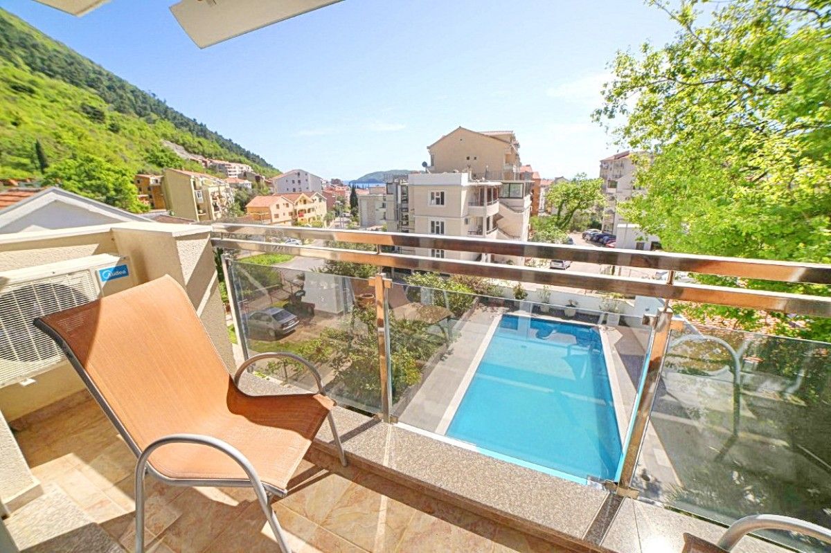 House in Budva, Montenegro, 300 m² - picture 1