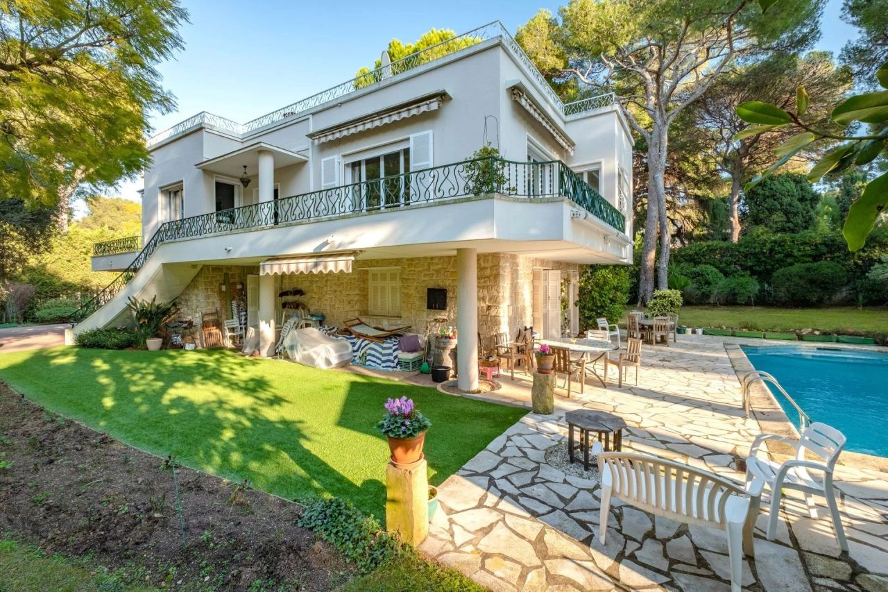 Villa en Saint-Jean-Cap-Ferrat, Francia, 241 m² - imagen 1