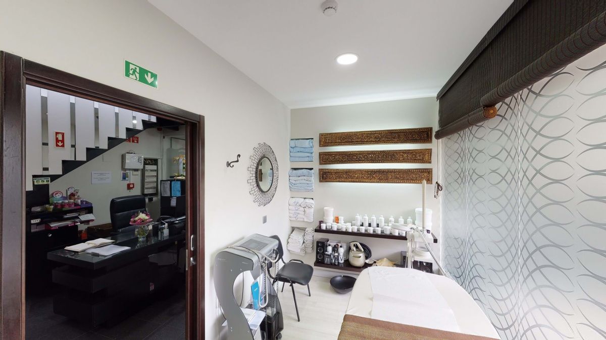 Bureau en Algarve, Portugal, 141 m² - image 2