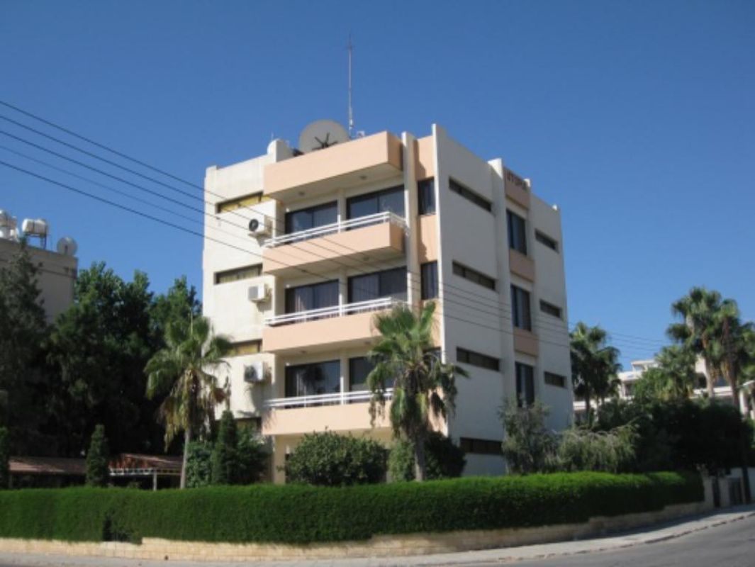 Commercial property in Limassol, Cyprus, 650 m² - picture 2