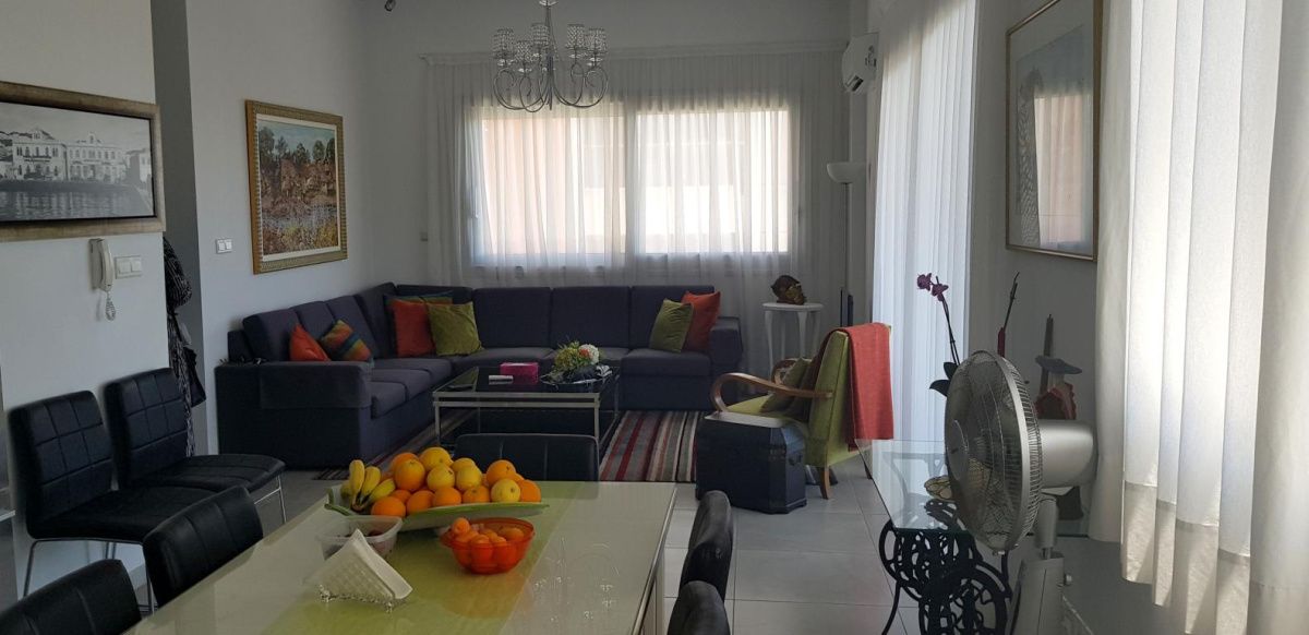 Flat in Limassol, Cyprus, 161 m² - picture 2