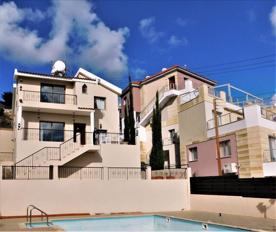 House in Paphos, Cyprus, 240 m² - picture 2