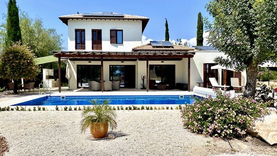 Villa en Pafos, Chipre, 212 m² - imagen 1