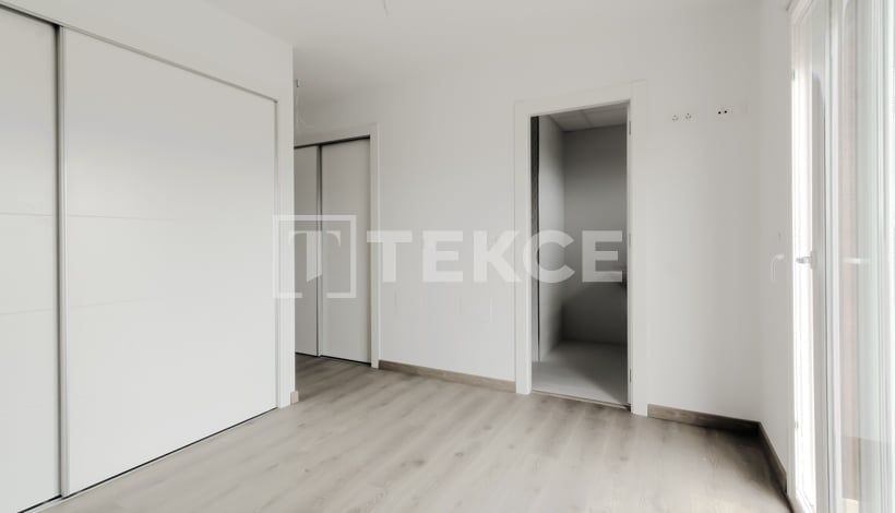 Villa à Santa Pola, Espagne, 152 m² - image 9