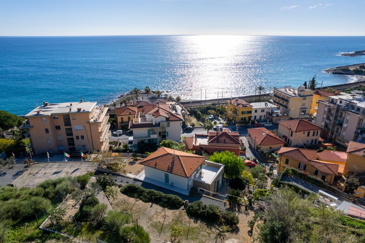 Casa en Bordighera, Italia, 200 m² - imagen 2