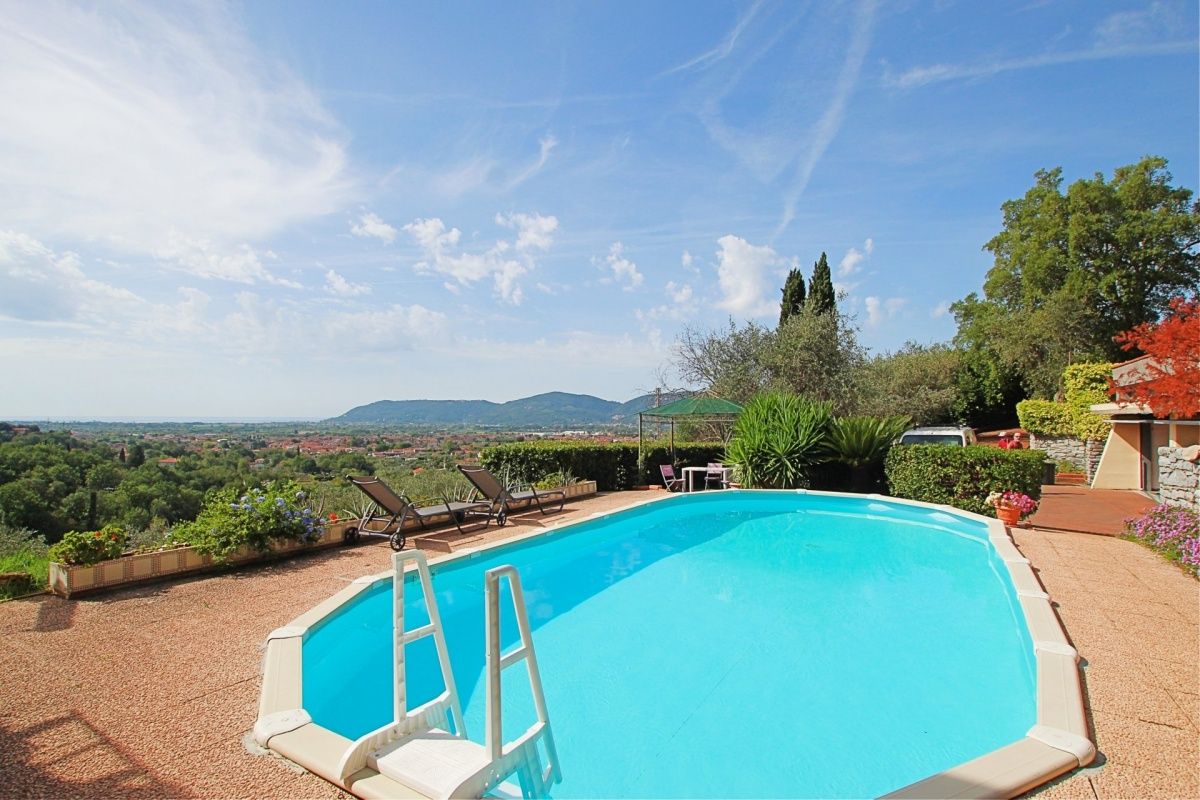 House in La Spezia, Italy, 570 m² - picture 5