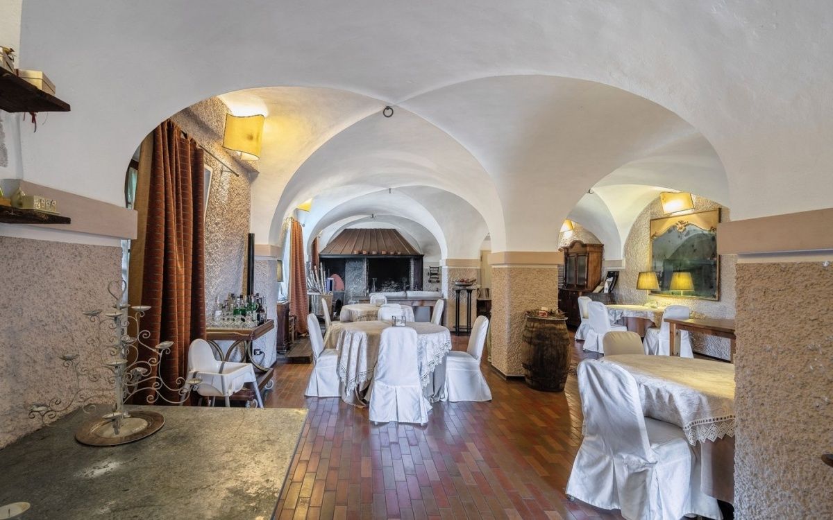 Finca en Alessandria, Italia, 1 700 m² - imagen 9