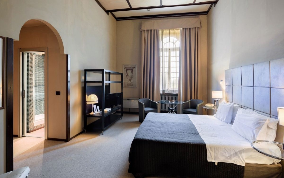 Finca en Alessandria, Italia, 1 700 m² - imagen 13