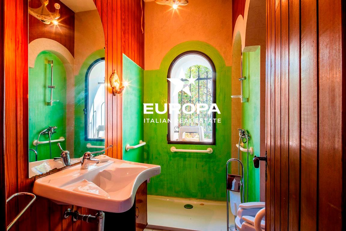 Villa en Arma di Taggia, Italia, 240 m² - imagen 10