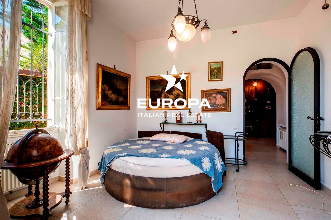 Villa en Arma di Taggia, Italia, 240 m² - imagen 11