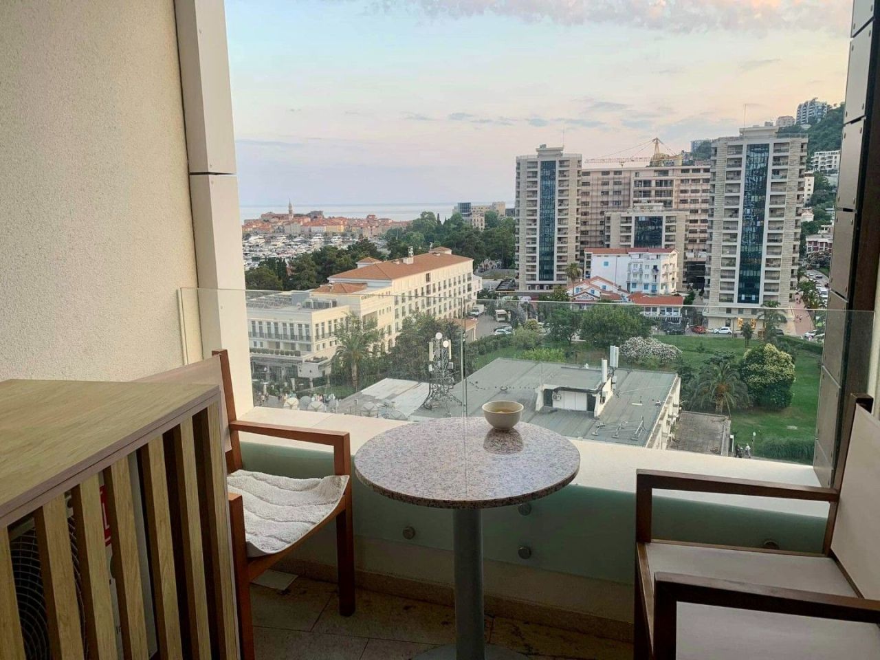 Wohnung in Budva, Montenegro, 51 m² - Foto 1