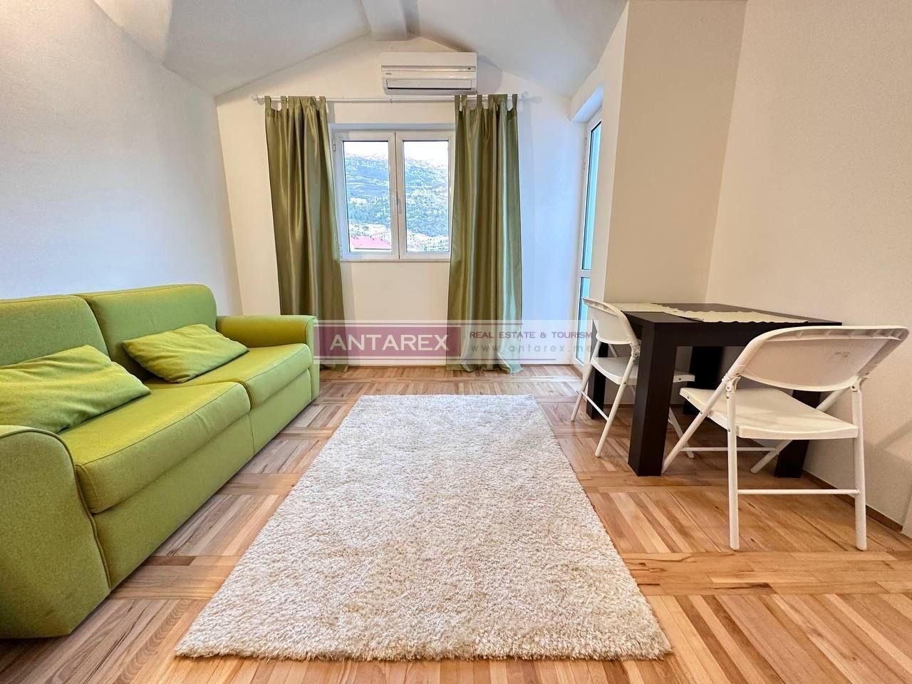 Apartamento en Budva, Montenegro, 33 m² - imagen 1