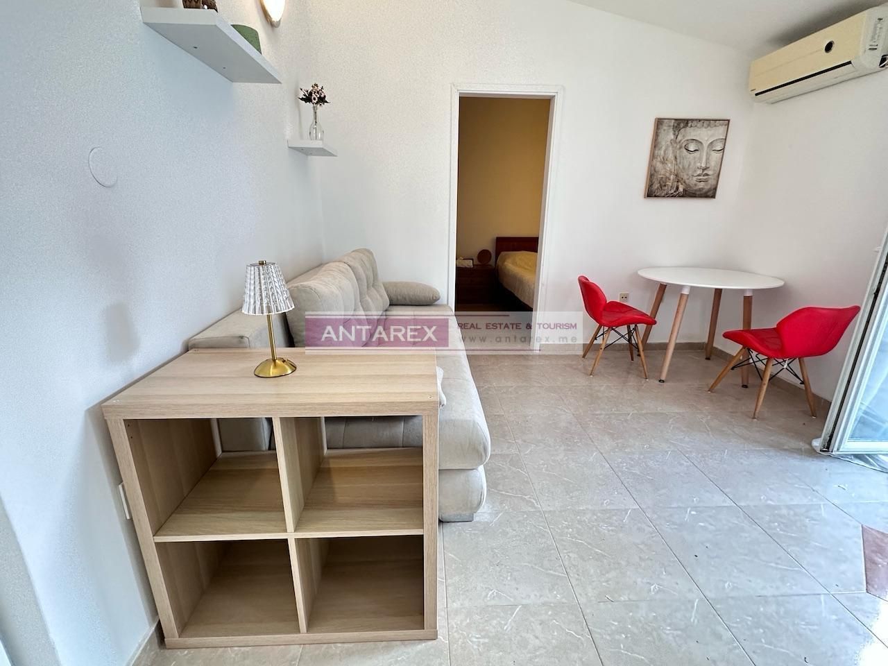 Apartamento en Budva, Montenegro, 30 m² - imagen 1