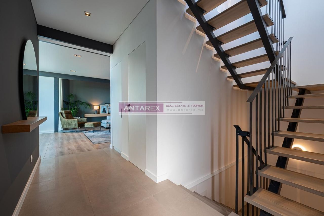 Villa in Tivat, Montenegro, 208 m² - Foto 11