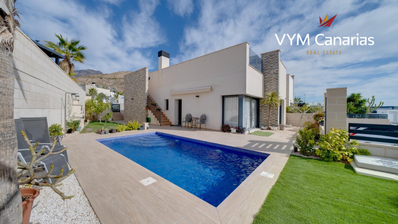 Townhouse on Costa Blanca, Spain, 160 m² - picture 1