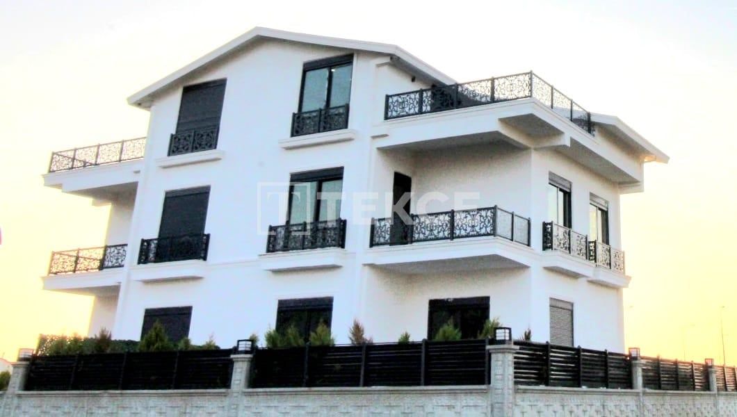 Villa en Belek, Turquia, 285 m² - imagen 1