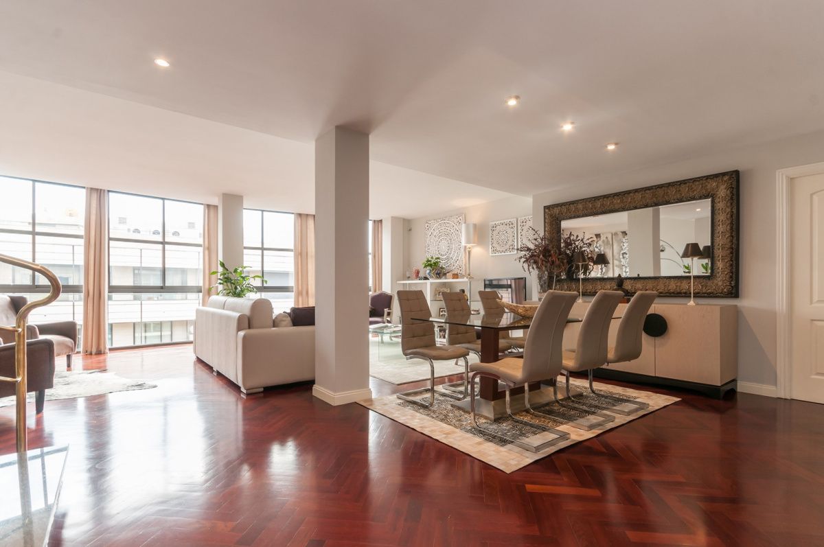 Penthouse in Barcelona, Spanien, 275 m² - Foto 1